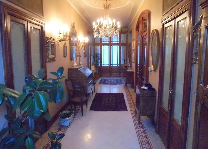 La Casa Di Caterina 콜레키오